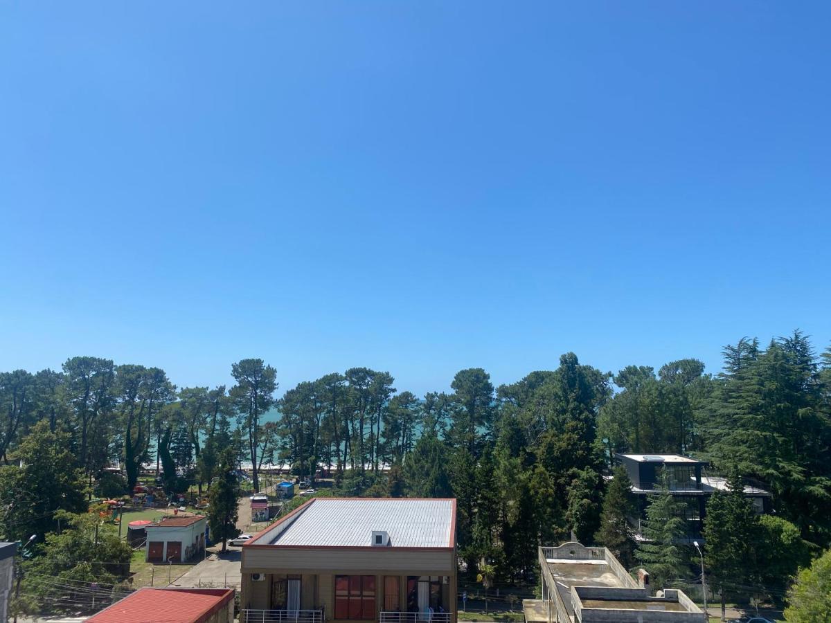Hotel Majestic Kobuleti Esterno foto