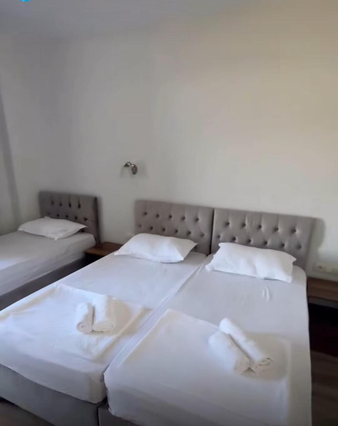 Hotel Majestic Kobuleti Esterno foto